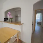 Casa Del Mar & Roses