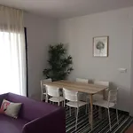 Hotel Casa Del Mar & *