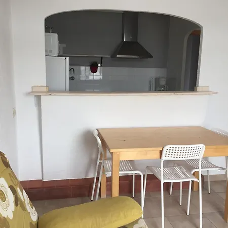 Casa Del Mar & Roses