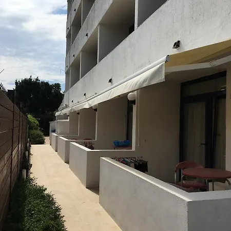 Casa Del Mar & * Roses