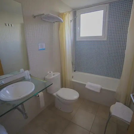 Casa Del Mar & * Roses